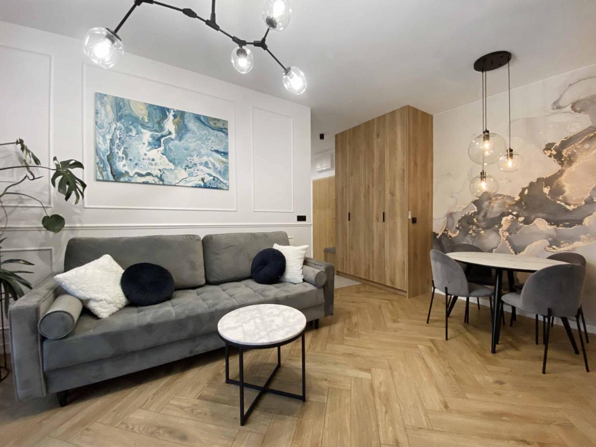 W Centrum Z Duzym Tarasem W Centrum, Ulica Kilinskiego Lodz (Lodz)