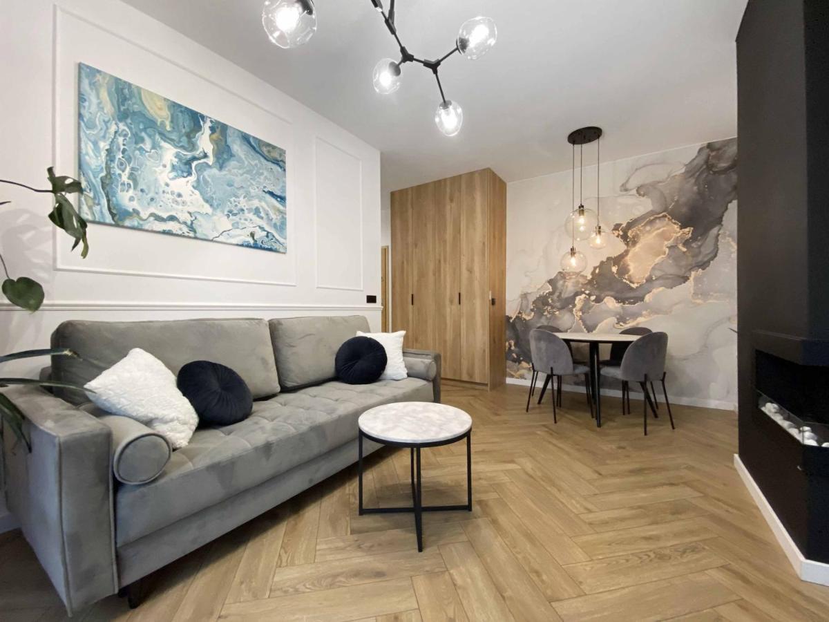 W Centrum Z Duzym Tarasem W Centrum, Ulica Kilinskiego Lodz (Lodz)